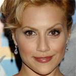 Brittany Murphy’s mum to write biography in her memory