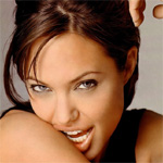 Jolie turns into comic book heroine