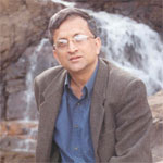 Ramachandra Guha tops best seller list