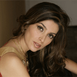 Mezhgan Hussainy to write autobiography