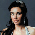 ‘Watsu’ is the most relaxing therapy: Lisa Ray