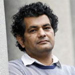 Pakistani writer cleared for India visit after visa glitch