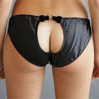 Oh La La! Look at these butt cleavages! That`s a new trend!