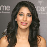 Sophie Choudry`s music video leaked online