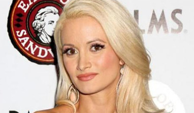 Holly Madison: Pregnancy is awkward