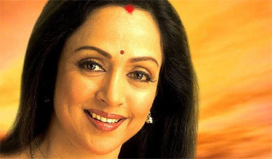 Hema Malini receives Bharat Muni Samman