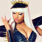 Nicki Minaj escapes wardrobe malfunction