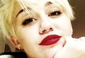 Kissing Bowman best job ever: Miley Cyrus