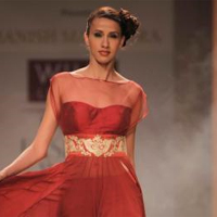 Kashmiri flowers gulaala, giltoor inspire Manish Malhotra`s collection