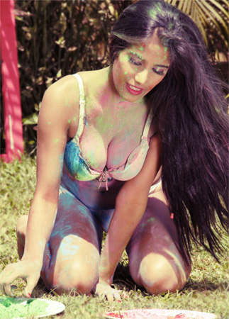 YouTube pours water on Poonam Pandey’s ‘dirty Holi play’