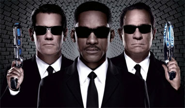 Review: ‘Men In Black 3’ is worth the wait!