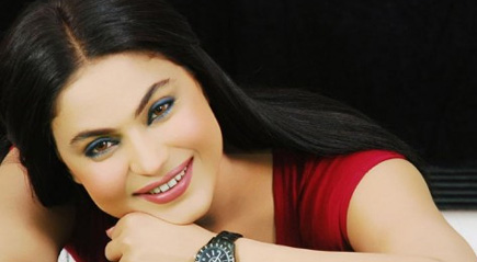 Veena Malik excited to be part of Kannada `The Dirty Picture`