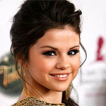 `Fifty Shades of Grey` role too spicy for me, says Selena Gomez