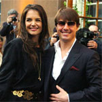Separate bedrooms led to Cruise-Holmes divorce