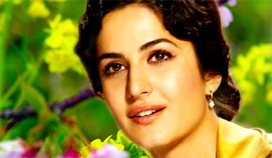 Katrina Kaif visits Sheikh Chisti`s shrine
