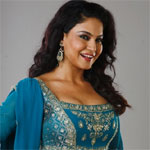 Entertainers have the right to discuss religion, says Veena Malik