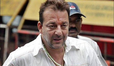 Not linked to 1993 Mumbai blasts, Sanjay Dutt tells SC