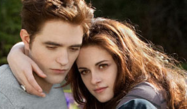 R-Patz and Stewart’s intimate stills from `Breaking Dawn 2` released   