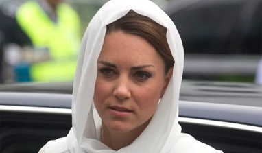 Now Italian magazine publishes Kate Middleton`s topless snaps