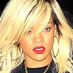 Rihanna offers to babysit Snooki`s son Lorenzo