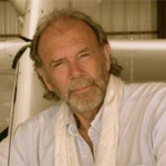Jonathan Livingston Seagull author injured in plane crash