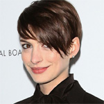Anne Hathaway set to star in Shakespeare adaptation