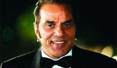 Dharmendra fine, busy celebrating Bobby`s birthday