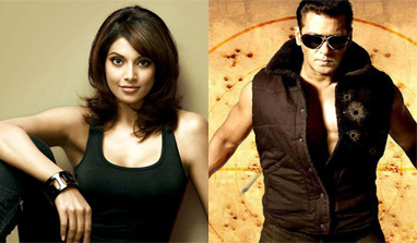Bipasha Basu brands Salman Khan the ‘fitness icon’