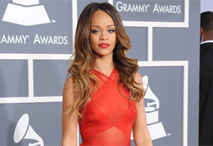 Grammy Awards 2013: Rihanna flashes nipples on the red carpet