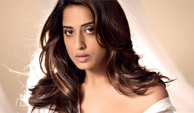 I am not sensual in real life: Mahie Gill