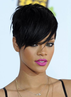 Rihanna hires Obama’s ex-Secret Service agents after receiving death threats	