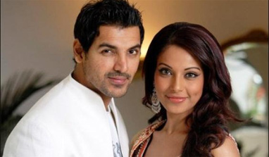 Sunny Leone the winner in John Abraham-Bipasha Basu 'Shootout At Wadala' clash?