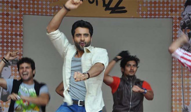 ‘Rangrezz’: Jackky Bhagnani’s `Gangnam style` deal worth it, says Vashu Bhagnani