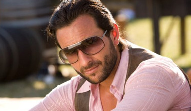 Saif Ali Khan has tiff with CISF at airport