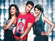 I, Me Aur Main - Movie Stills