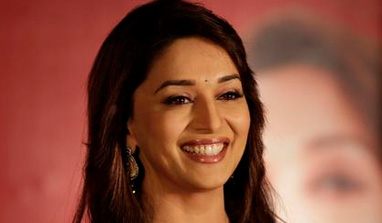 Madhuri Dixit, Remo, Karan groove to 'Amar Akbar Anthony'