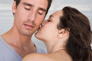 Clean-shaven look passé! Women prefer men with styled facial hair