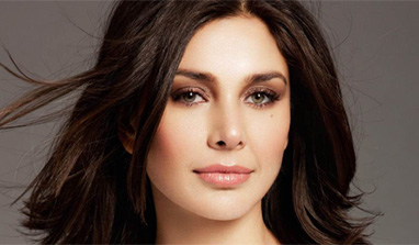 Lisa Ray launches sari collection, says it tells a story