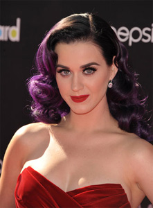 Katy Perry used to wear two bras during school days