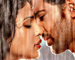 Romancing the rains - Bollywood ishtyle!