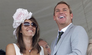 Elizabeth Hurley condemns musical on Shane Warne