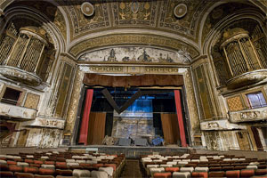 Fire at Madrid`s famous Alcazar Theatre
