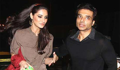 Uday Chopra pours his heart out for Nargis Fakhri via Twitter, once again!