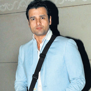 I am scared of Remo D'souza: Rohit Roy