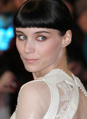 Rooney Mara opts for simple, comfortable style