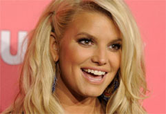 Jessica Simpson wants trim figure, walks six mile a day