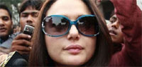 Preity Zinta likely to return to India on Saturday