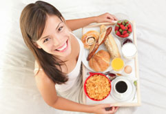 Eating breakfast helps burn calories: Study