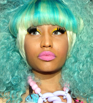 Nicki Minaj delays 'Anaconda' release