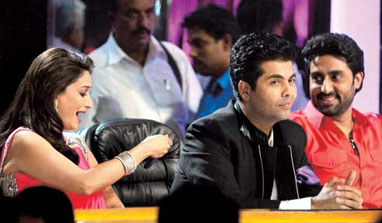 When Abhishek showed off Aaradhya's photos to Madhuri